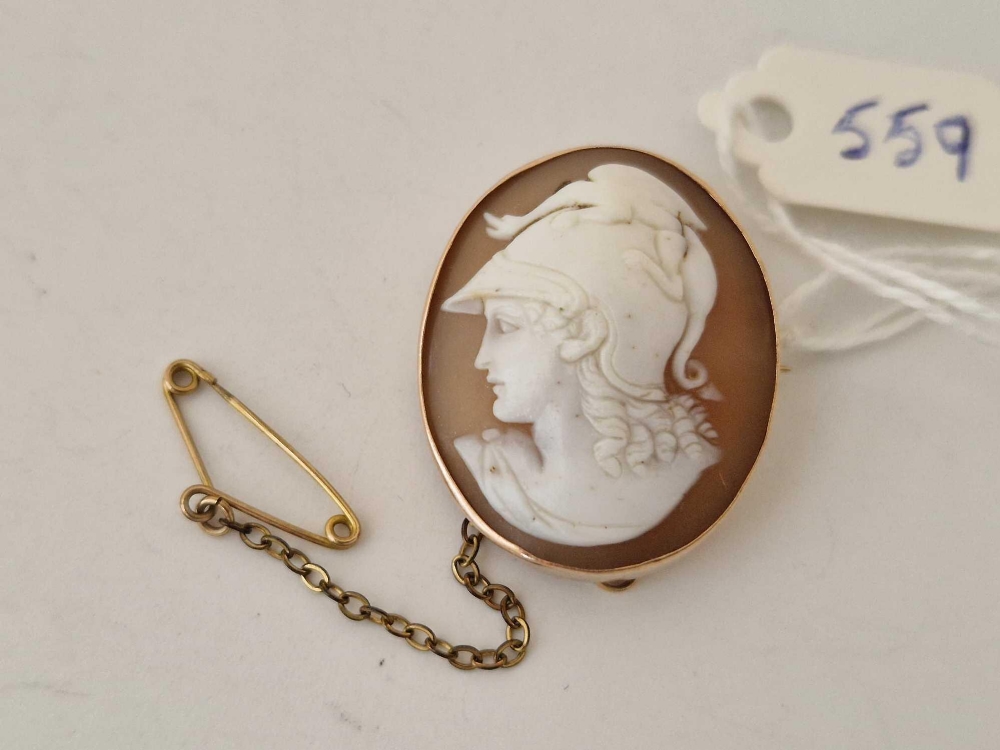 An antique cameo brooch, 9ct