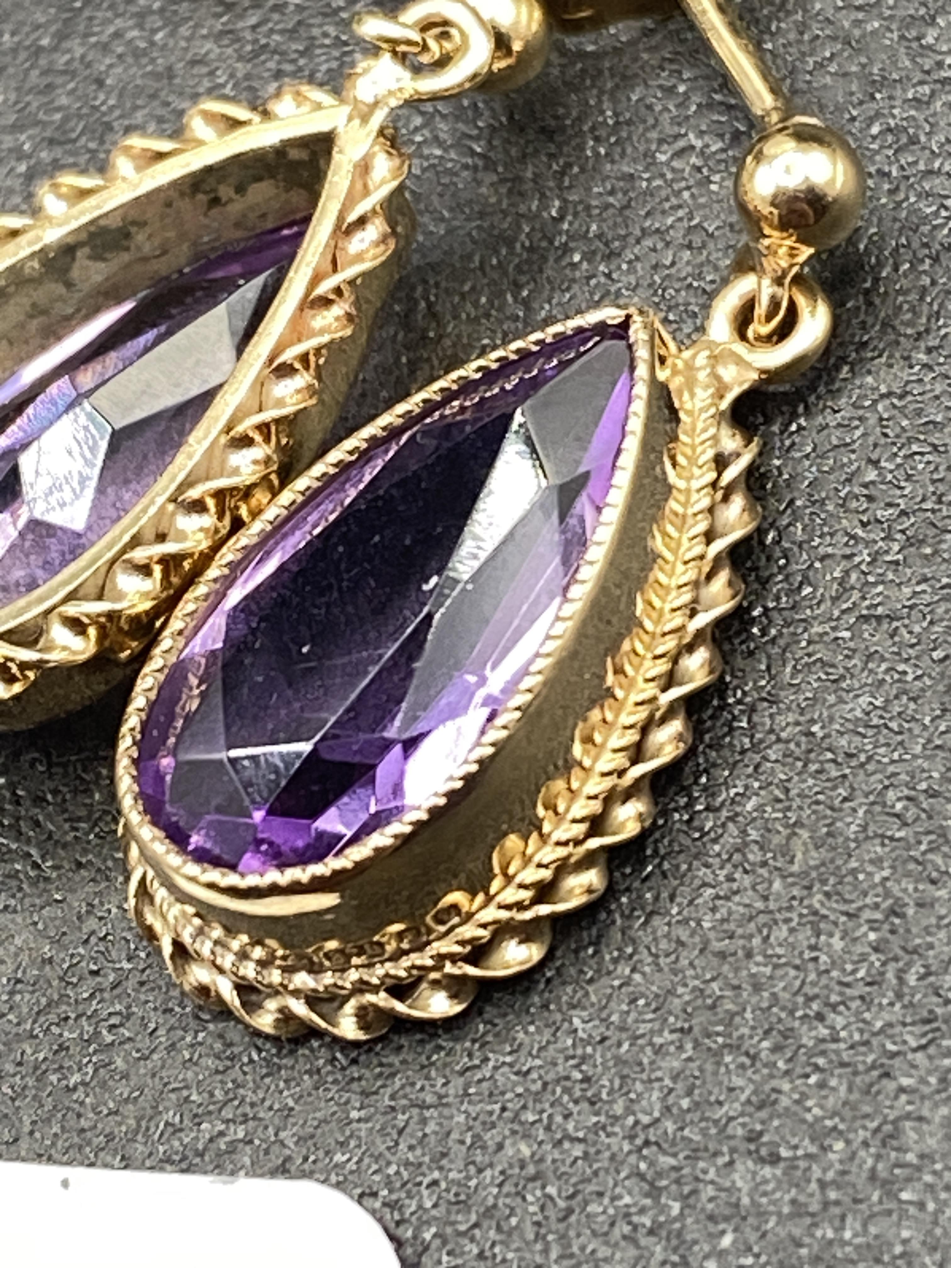 A pair of amethyst drop earrings, 9ct, 3.8 g - Image 3 of 3