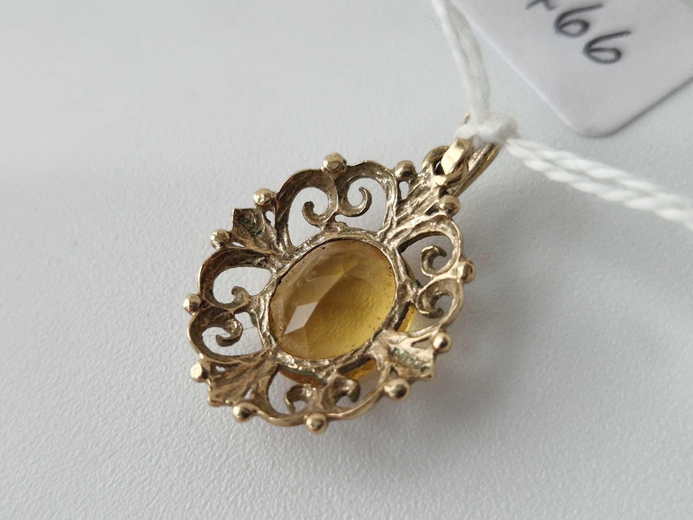 A gold mounted citrine pendant 9ct - Image 2 of 2