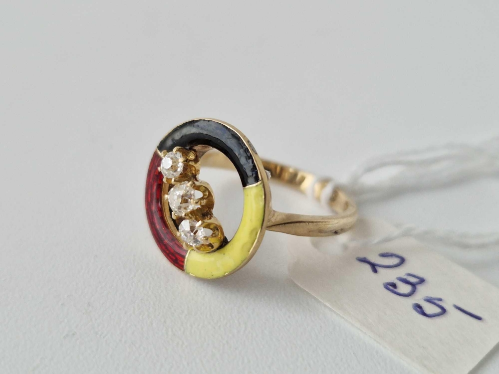 A unique diamond and three coloured enamel ring 9ct size L 4.2g - Image 2 of 3
