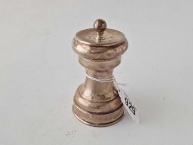 A pepper mill with concave shape body, Birmingham 1910