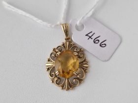 A gold mounted citrine pendant 9ct