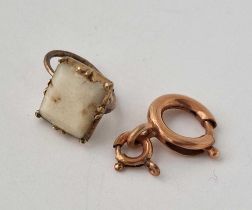 A Rose gold bolt ring and earrings top