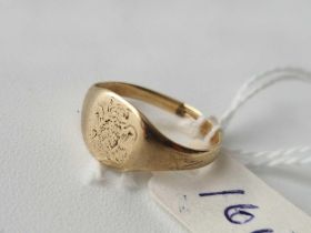 A 9ct gold signet ring with owl insignia size J 1.5g