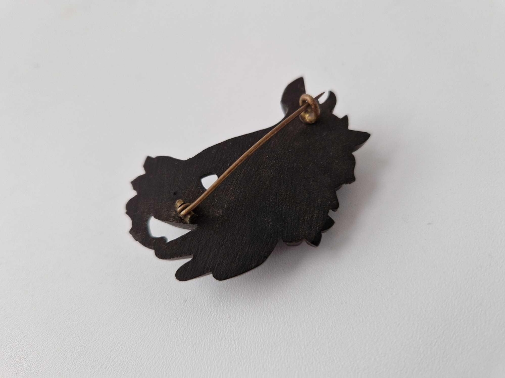 A large Victorian mourning brooch of hand holding flowers - Image 2 of 2