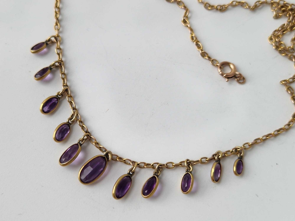 An antique necklace with necklace drops (split chain), 9ct, 15.5 inch, 4.5 g - Image 2 of 3