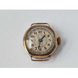 An attractive vintage ladies 9ct gold watch (working)