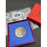 1935 Silver Jubilee medallion in box 15.5gm