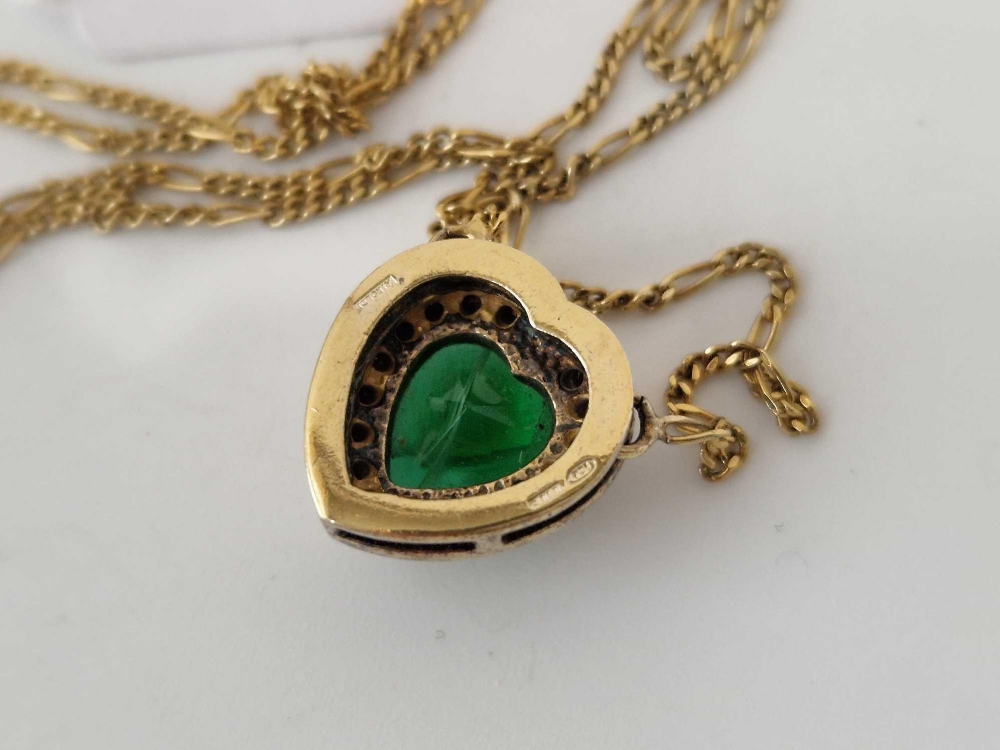 A silver gilt heart green pendant necklace - Image 3 of 3