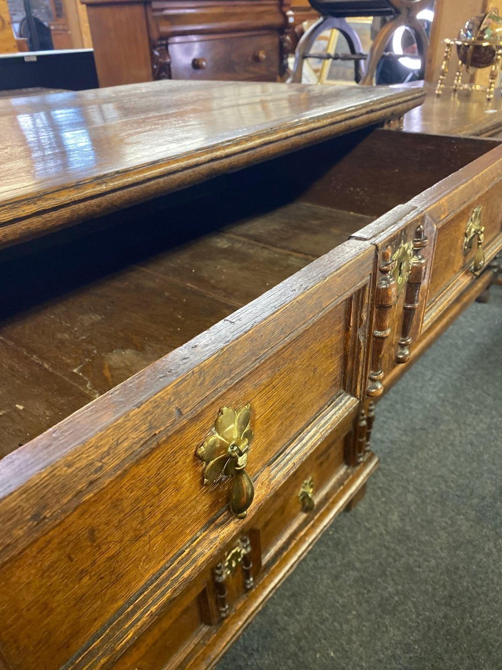 Jacobean Oak chest with 4 long drawers and half turned decorative panelled sides 38 In wide - Image 3 of 4