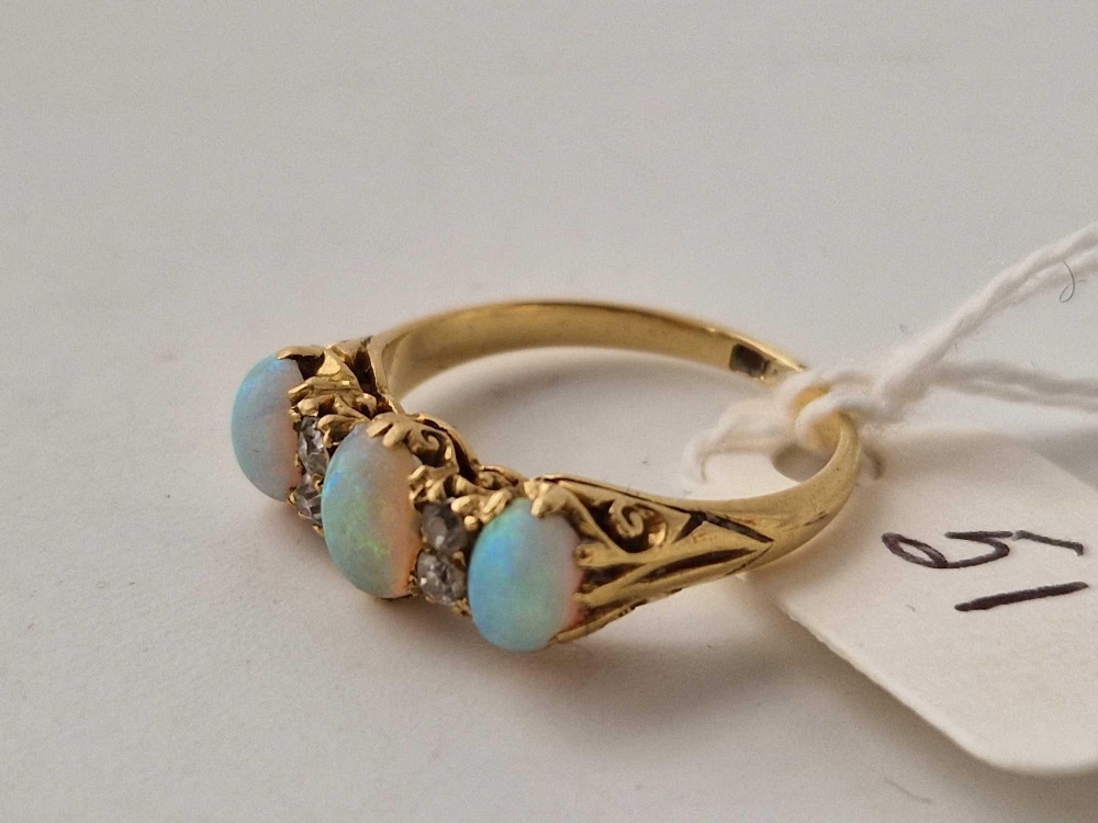 A VICTORIAN THREE STONE OPAL & DIAMOND ring in 18ct gold size K 3.2g boxed - Image 2 of 4