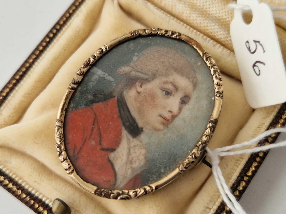 18thc gold rim hand painted miniature of a young man set in a brooch boxed - Image 2 of 4
