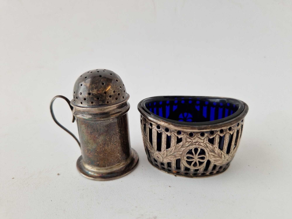 A kitchen pepper with scroll handle, Birmingham 1886 and a pierced sided salt - Image 2 of 2