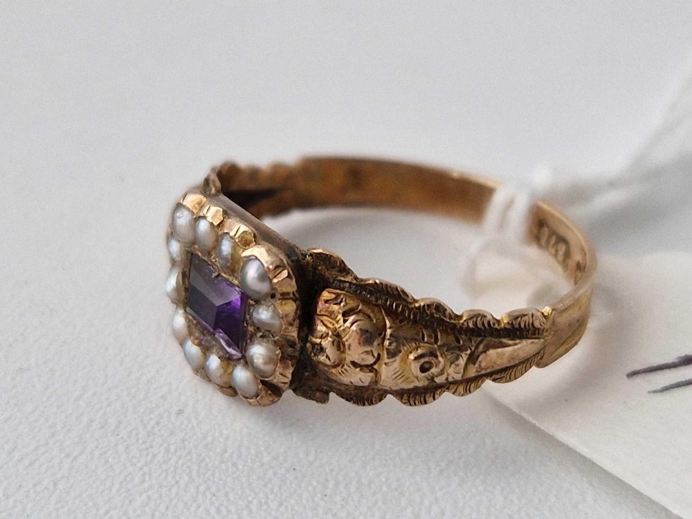 A antique amethyst pearl bordered ring 9ct size K - Image 2 of 3