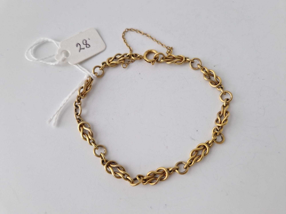 A fancy link bracelet, 9ct, 7 inch, 7.6 g