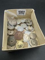 Tub of coins including 4 silver