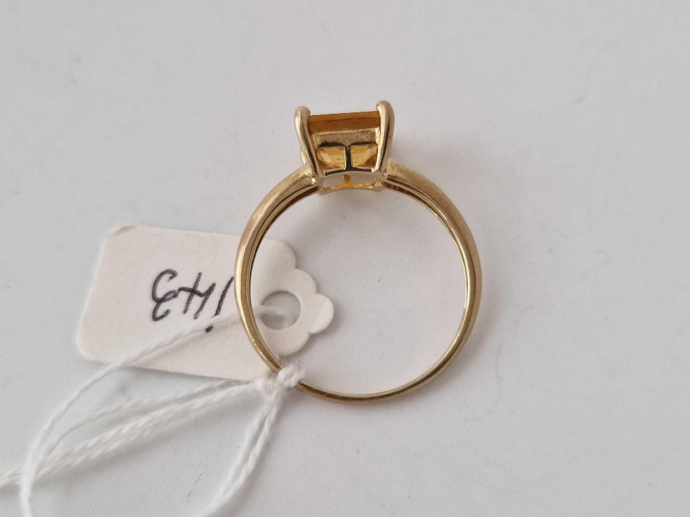 Fine, Madeira citrine square cut dress ring 9ct Size V 2.6g - Image 3 of 3