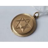 A large star of David medallion pendant, 9ct, 3.1 g