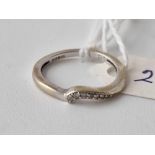A white gold and diamond set 9ct ring size K 1.6g