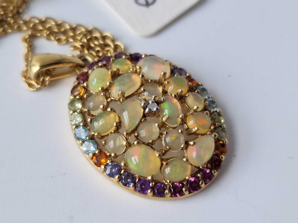 A silver gilt opal pendant on chain, 17 inch - Image 3 of 4