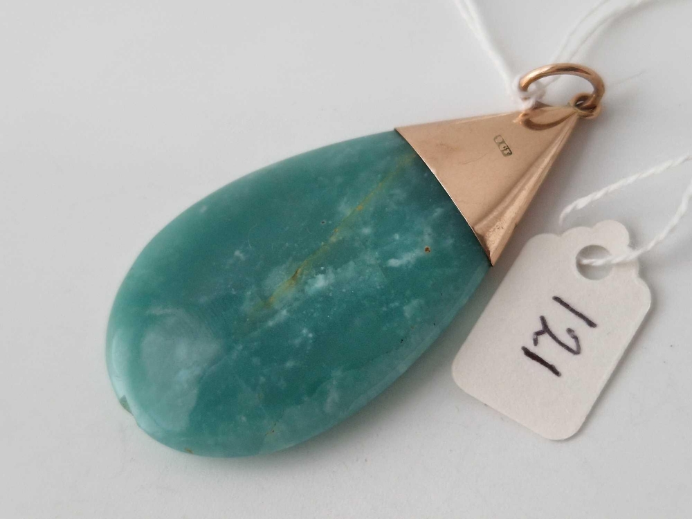 A large green stone pendant with 9ct mount - Image 3 of 4