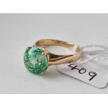 A GREEN MONTANA STONE RING 14CT GOLD SIZE R 4.5 GMS