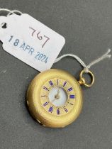 A VACHERON AND CONSTANTIN GOLD FOB WATCH WITH CRESTED MOTIF TO REAR 18CTY GOLD