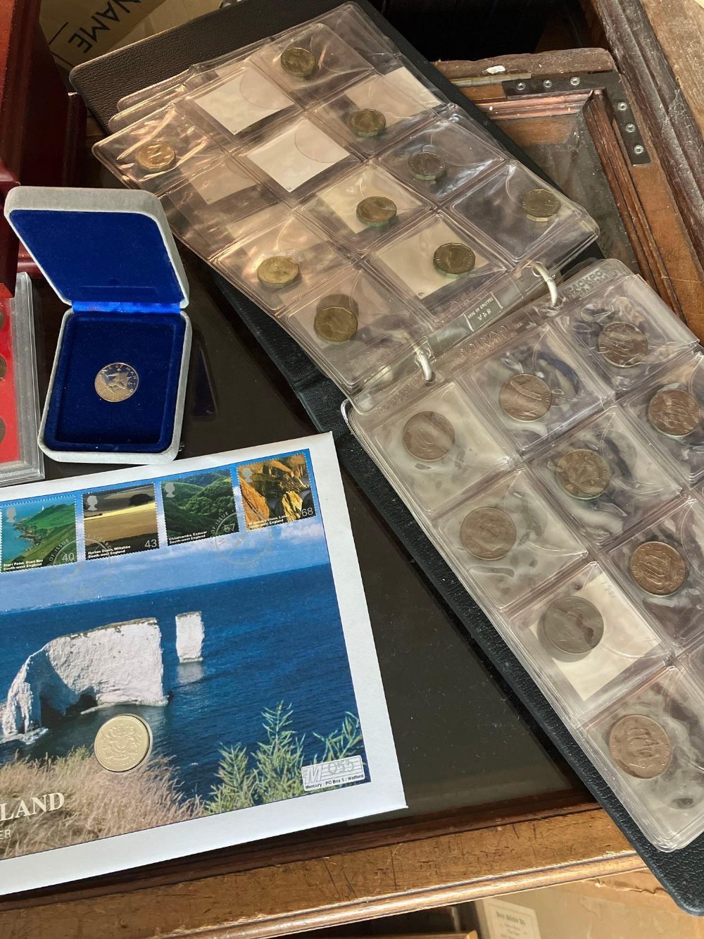 Large lot GB coin sets etc - Image 5 of 5