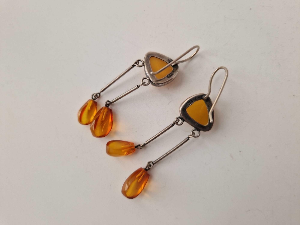 A pair of Russian silver and amber earrings - Image 3 of 3