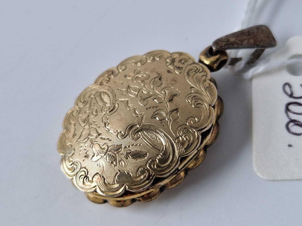 A 19th C gold back and front double locket, 9.7 g - Image 6 of 7