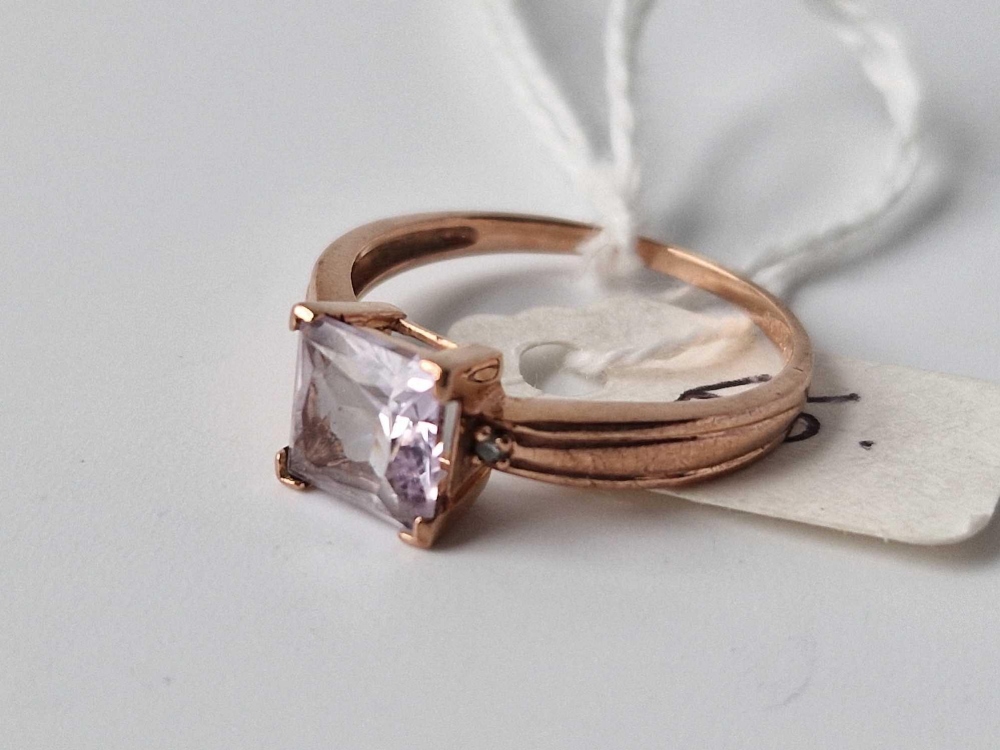 An amethyst and diamond 9ct ring size R 2.3g - Image 2 of 3