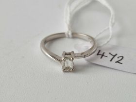 18ct white gold, hallmarked single stone baguette diamond ring, diamond weighs 0.34cts, size N, 2.