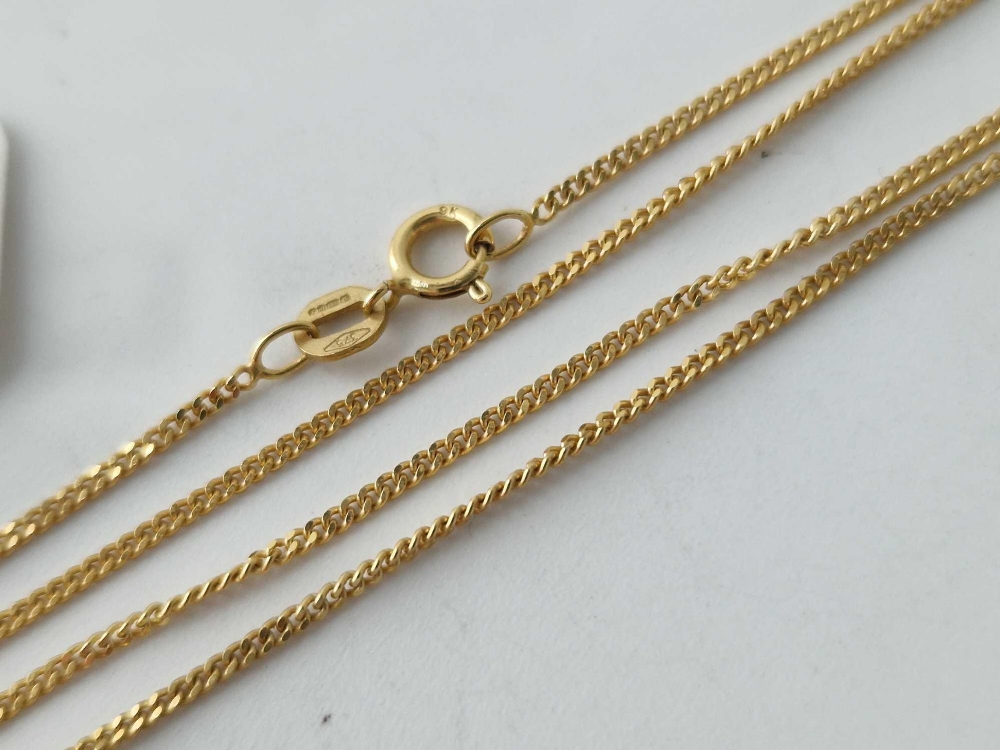 A fine neck chain, 9ct, 19 inch, 2.1 g - Image 2 of 2