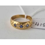 Antique Edwardian 18ct sapphire and diamond 5 stone ring gypsy ring, size P, 3.7g