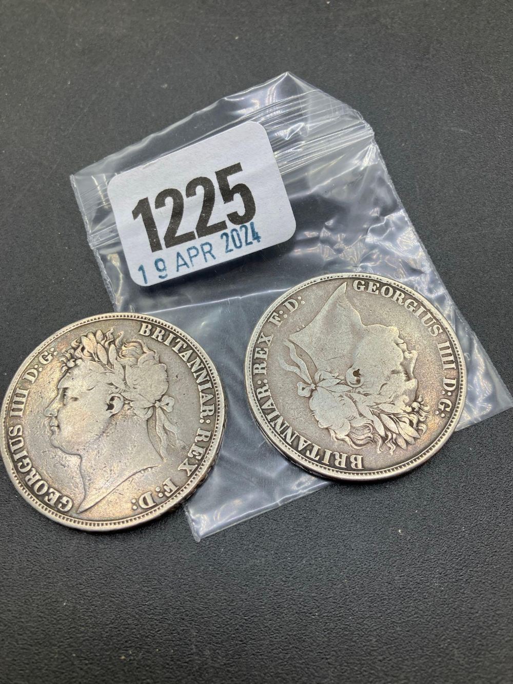 1821 & 1822 George III silver crowns - Image 2 of 2