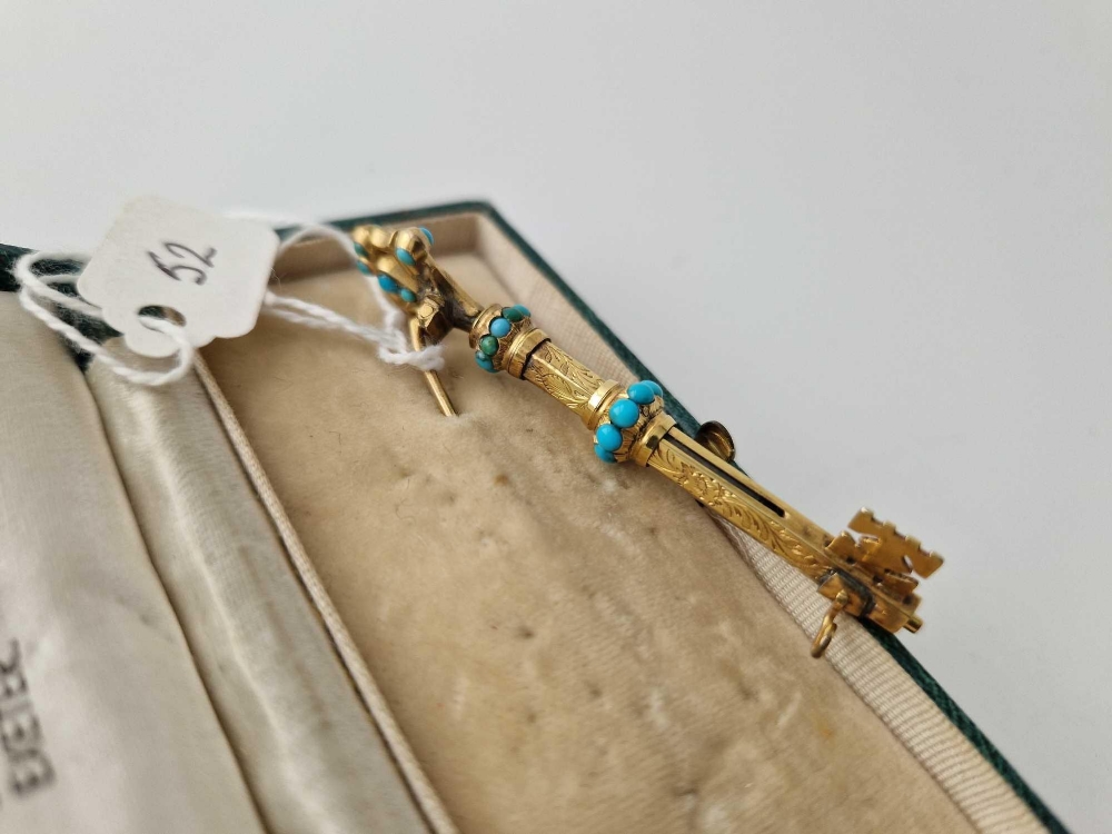 A VICTORIAN NOVELTY HIGH CARAT GOLD TURQUOISE set key brooch with hidden pencil 8.3g boxed - Image 3 of 4