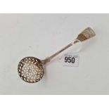 A Georgian plain fiddle pattern sifter spoon with circular bowl, London 1830 by WC