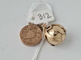 A masonic ball and locket in 9ct