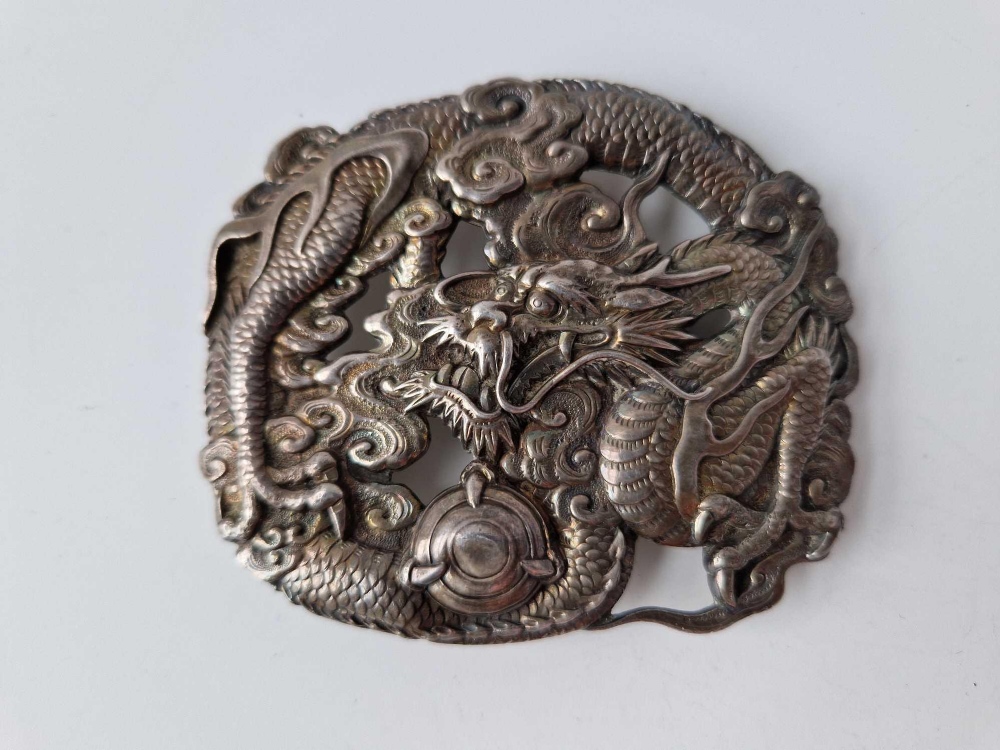 A large Chinese silver buckle and brooch, 70 g - Image 3 of 4