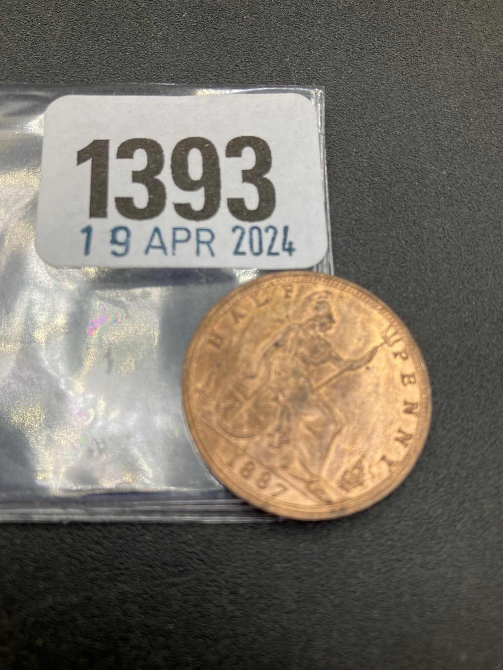 1887 half penny full lustre - Image 2 of 2