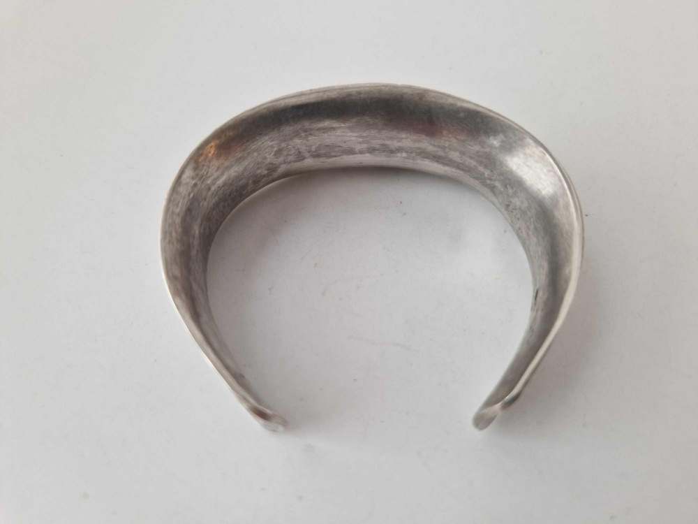 A silver half torque bangle 23.6g - Image 2 of 2