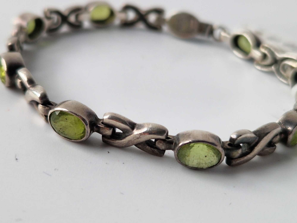 A silver and green stones bracelet, 7 inch - Image 2 of 2