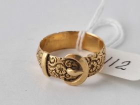 AN ANTIQUE BUCKLE RING IN 18CT GOLD SIZE T 6.2g