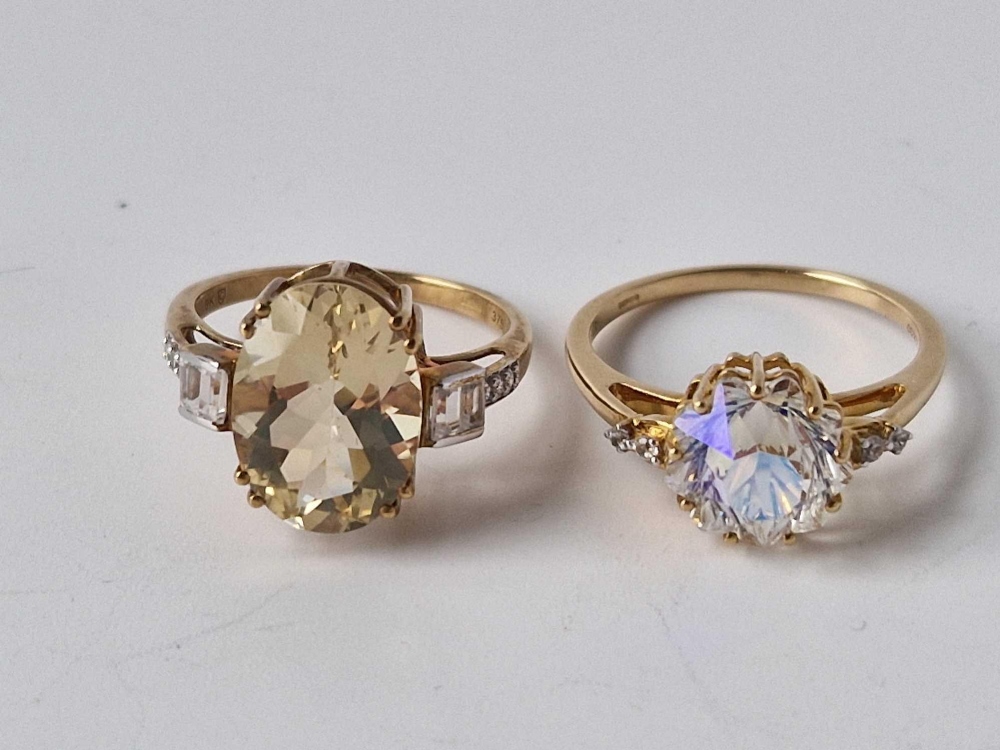 Four 9ct dress rings, 10.5 g inc - Image 2 of 3