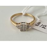 A Diamond cluster ring 9ct size P 2.3 gms