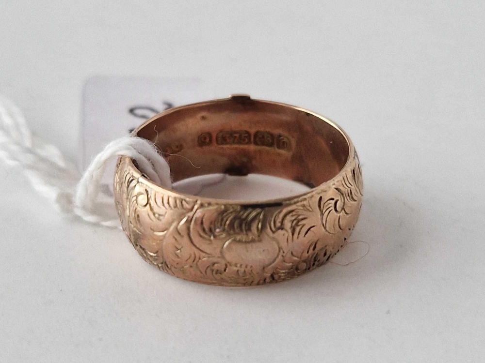 A fancy rose gold band ring 9ct size R 3.2 gms - Image 3 of 4