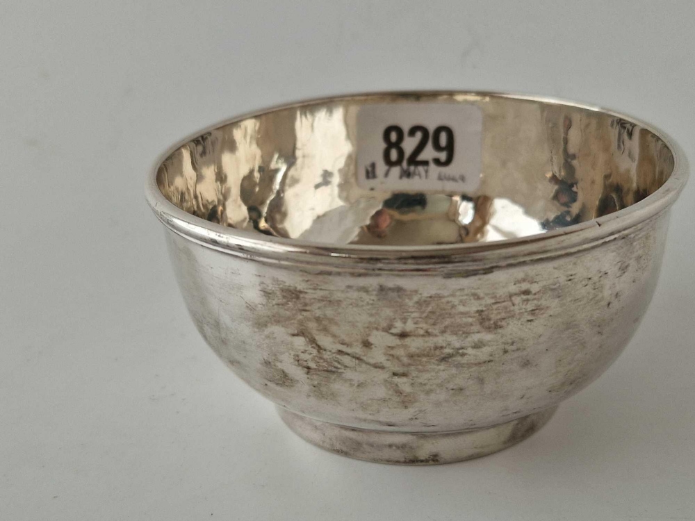 Georgian bowl circular with rim foot 4 in diam. London 1783 By W C 140gm