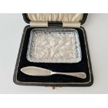 Boxed silver butter knife with glass dish. Birmingham 1930