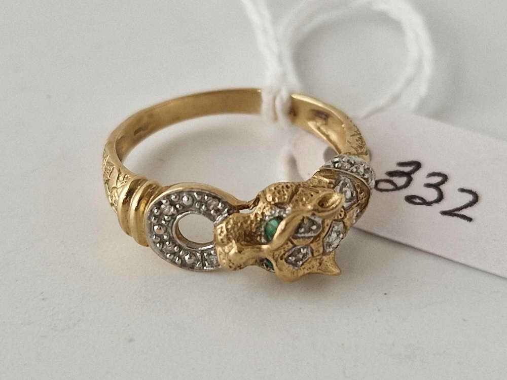 A leopard design diamond ring 9ct size P 2.4 gms