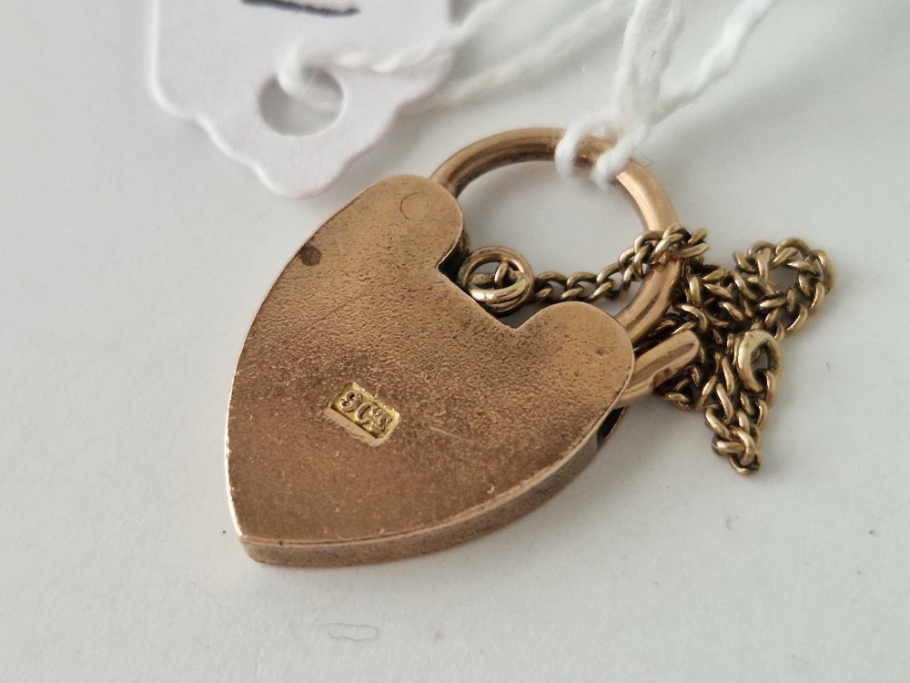 A rose gold padlock charm 9ct 4.5 gms - Image 3 of 3